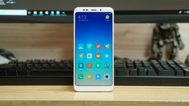 Xiaomi lặng lẽ ra mắt thêm Redmi 5 bản 4GB RAM, giá vẫn rẻ chỉ 3,9 triệu đồng - Ảnh 1.