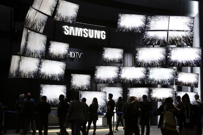 Samsung vẫn là ông trùm trên phân khúc TV cao cấp, một mình chiếm tới gần 30% thị phần toàn thị trường - Ảnh 1.