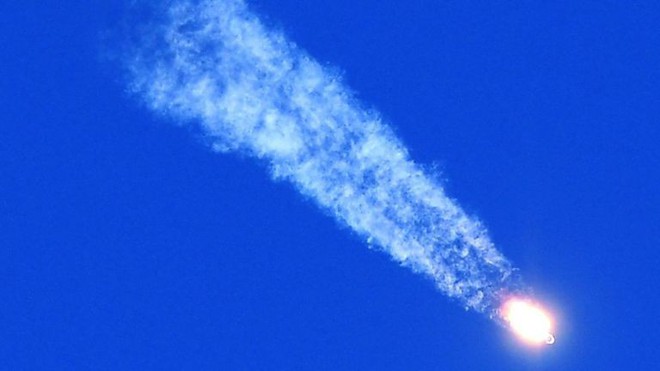 Tàu vũ trụ Soyuz gặp nạn, hai phi hành gia phải thực hiện hạ cánh đạn đạo để thoát cái chết cận kề - Ảnh 3.