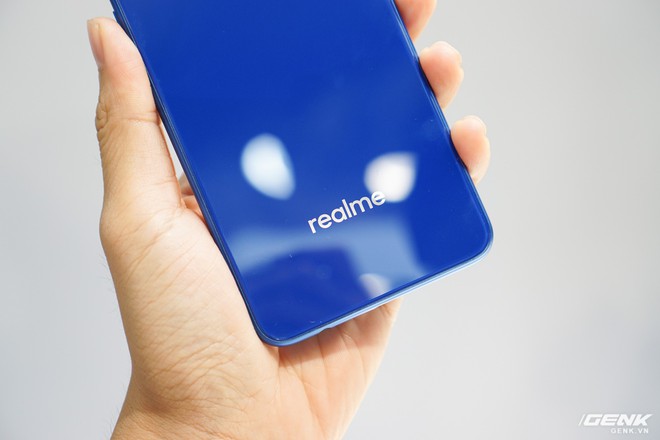 Thêm 1 thánh phá giá vừa đến Việt Nam: Realme tung 3 smartphone cấu hình ngon, camera kép nhưng giá sát ván với Xiaomi - Ảnh 9.