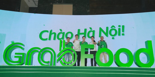 GrabFood thách thức DeliveryNow bằng thời gian giao hàng trung bình 25 phút, không yêu cầu giá trị đơn hàng tối thiểu - Ảnh 1.