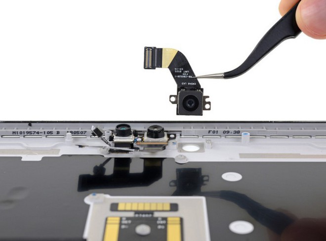 iFixit: Sửa Microsoft Surface Pro 6 cực kỳ khó, xác định hỏng là chỉ có bán xác để mua máy mới mà thôi - Ảnh 8.