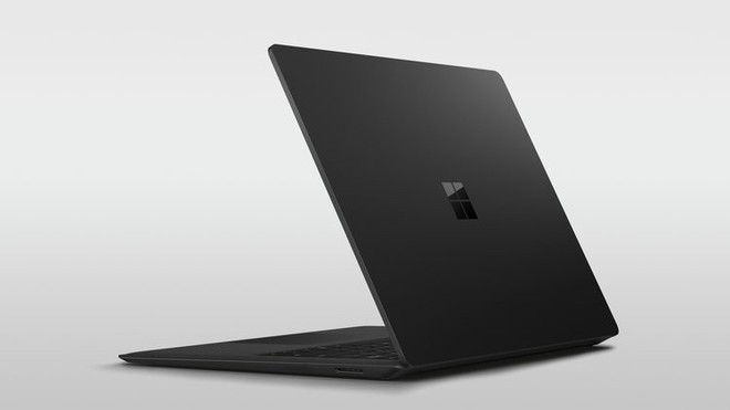 Microsoft ra mắt Surface Laptop 2: Hiệu năng cao gấp đôi, thiết kế không đổi, thêm màu matte black, giá chỉ từ 999 USD - Ảnh 1.