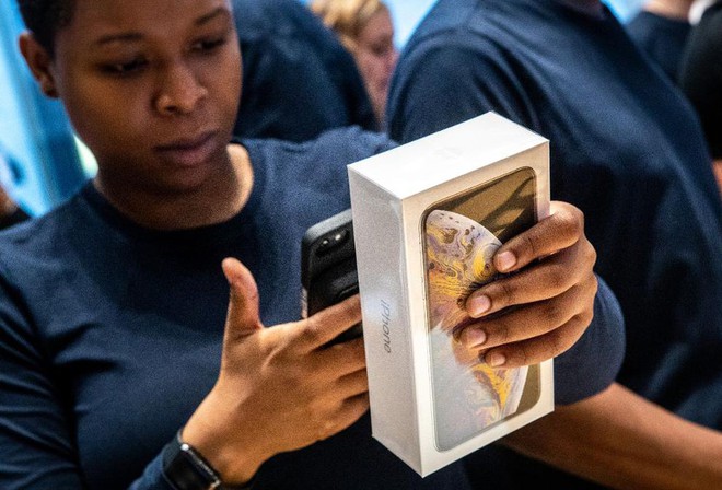 Giáo sư Harvard nhận định: từ bỏ Trung Quốc và sản xuất iPhone tại Mỹ rất khó khăn, nhưng Apple có thể làm được - Ảnh 1.