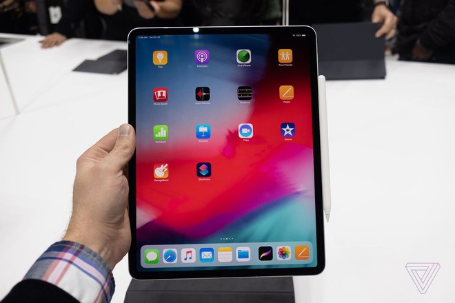 Cận cảnh iPad Pro mới, chiếc tablet có thiết kế toàn màn hình của Apple - Ảnh 6.