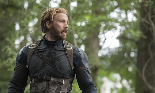 Chris Evans chính thức nói lời từ giã vai diễn Captain America sau 8 năm cầm khiên theo hợp đồng - Ảnh 3.