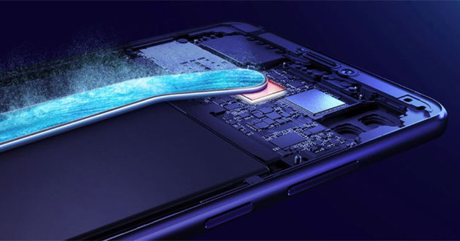 Huawei tiết lộ smartphone chơi game Mate 20X với màn hình khổng lồ 7,21 inch và tản nhiệt siêu khủng - Ảnh 1.