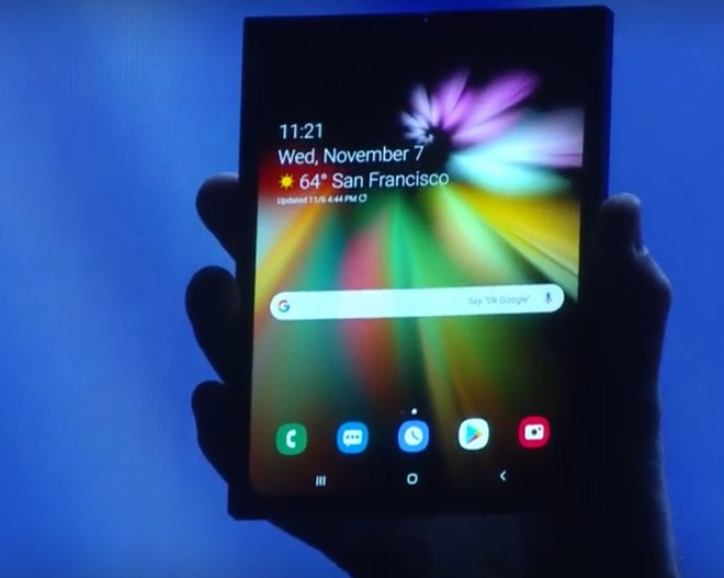 Smartphone màn hình gập Samsung Infinity Flex sẽ có giá khoảng 40 triệu đồng - Ảnh 1.
