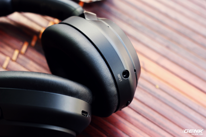 Đánh giá tai nghe Sony WH-1000XM3: chống ồn bá đạo, 10 phút sạc 5 giờ nghe nhạc, giá rẻ hơn phiên bản cũ 500 ngàn đồng! - Ảnh 12.