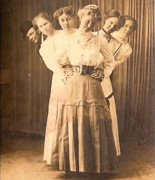 Chụp ảnh 100 năm trước: Nếu cho rằng người xưa chỉ biết ngồi thẳng lưng chụp ảnh thì hãy xem những dáng pose đỉnh cao này - Ảnh 27.