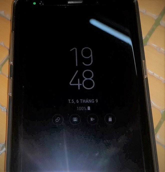 Đang có chương trình dán màn hình Galaxy Note9 miễn phí tại cửa hàng trải nghiệm Samsung: chính hãng, xách tay đều được - Ảnh 1.