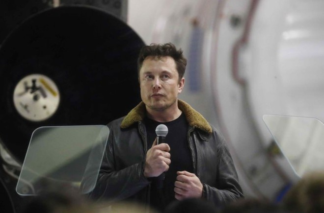 Elon Musk thẳng tay đuổi 7 nhân sự SpaceX vì không đáp ứng được tiến độ phát triển vệ tinh Internet toàn cầu - Ảnh 1.