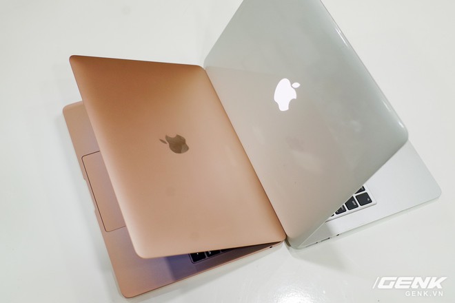 Cận cảnh MacBook Air 2018 vừa về Việt Nam: Nhiều nét tương đồng với MacBook Pro, lần đầu tiên có cảm biến vân tay, giá 37,5 triệu đồng - Ảnh 2.