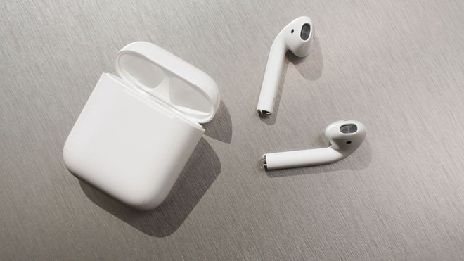 Xuất hiện bằng chứng cho thấy Apple AirPods 2 sẽ sớm được ra mắt, cải thiện chất lượng, pin lớn hơn, có cảm biến sức khỏe - Ảnh 1.