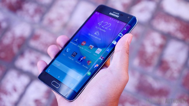 Chiếc điện thoại màn hình gập của Samsung có xứng đáng với sự trông ngóng của mọi người? - Ảnh 3.