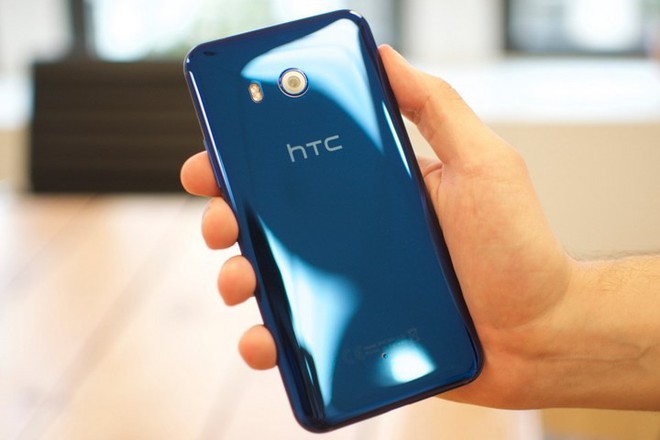 Tháng 11/2018: Doanh thu hàng quý của HTC khởi sắc hơn nhưng doanh số hàng tháng vẫn giảm tới 70% - Ảnh 2.