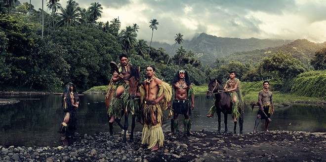 21 bức ảnh đẹp đến nín thở của các bộ lạc biệt lập từ khắp nơi trên thế giới - Ảnh 6.