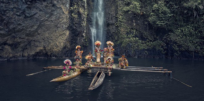 21 bức ảnh đẹp đến nín thở của các bộ lạc biệt lập từ khắp nơi trên thế giới - Ảnh 18.