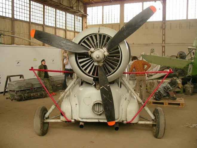 Xe ô tô trượt địa hình bằng động cơ máy bay của Liên Xô – như viễn tưởng mà hóa ra là có thật - Ảnh 8.