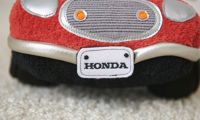 Tưởng chỉ là món đồ chơi bình thường nhưng chiếc xe cute này của Honda lại có thể dỗ trẻ nín khóc giỏi hơn cả chuyên gia - Ảnh 4.