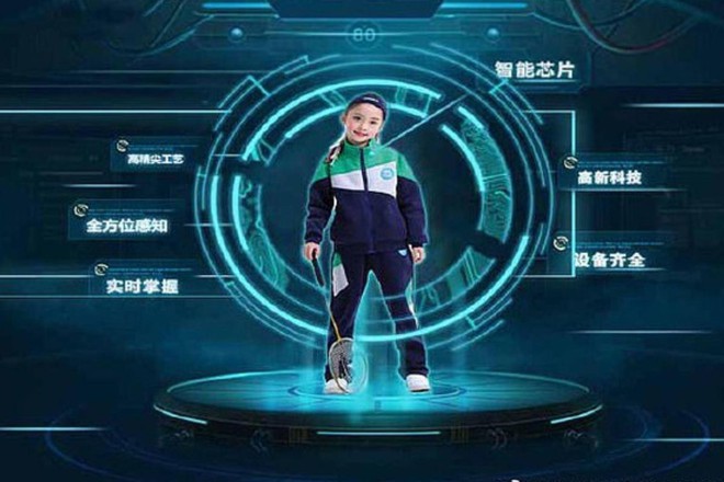 Nhận diện khuôn mặt là chưa đủ, Trung Quốc muốn học sinh mặc smart uniform có gắn định vị - Ảnh 1.