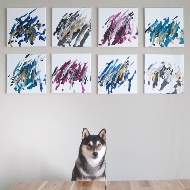 Chú chó shiba giúp chủ kiếm hơn 116 triệu đồng nhờ tài vẽ tranh trừu tượng - Ảnh 12.