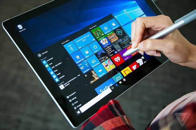 Microsoft phát triển hệ điều hành Windows 10 Lite, phiên bản nhỏ nhẹ nhưng không phải Windows 10 S - Ảnh 1.