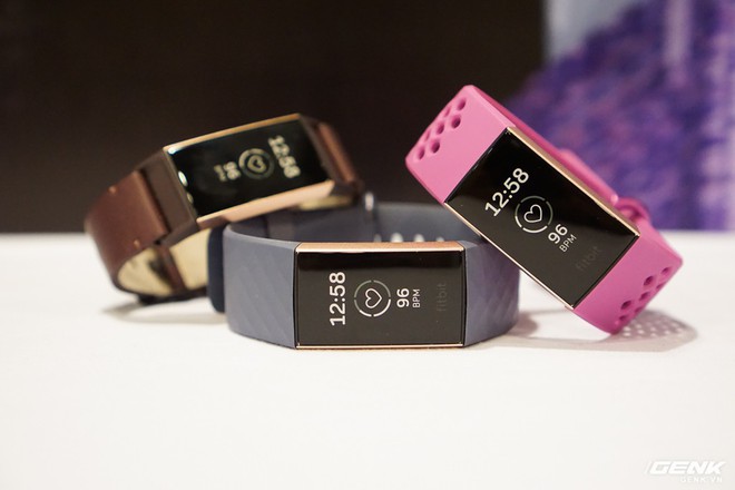 Ảnh thực tế đồng hồ thông minh Fitbit Charge 3: chịu nước 50m, pin dùng 7 ngày, giá từ 3,8 triệu - Ảnh 2.