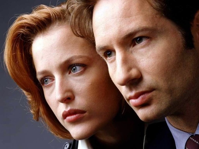 Buổi chụp hình của phim X-Files từ năm 1993 vẫn khiến Internet 2018 phát hoảng vì quá dị - Ảnh 2.