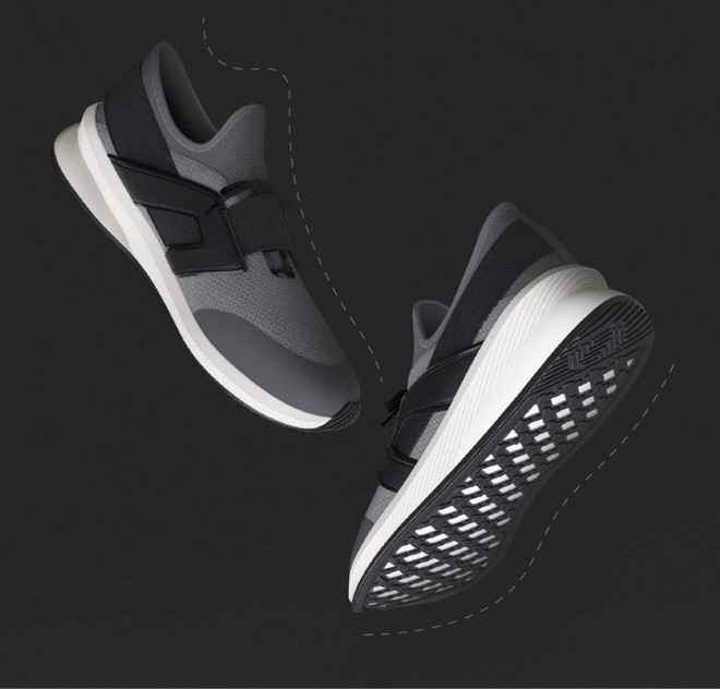 Xiaomi trình làng giày thể thao GTS Light-Weight Sports Shoes với thân giày sử dụng vật liệu biết thở, giá khoảng 31 USD - Ảnh 1.