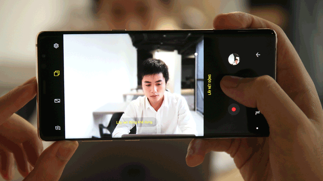  Cụm camera kép của Galaxy Note8 với tính năng chụp ảnh xóa phông 