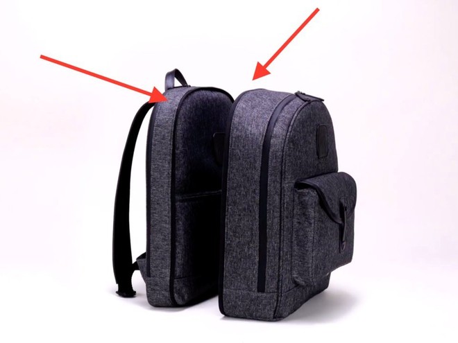  Mỗi túi sẽ có một bộ phận khóa kéo riêng để nối liền với nhau. Ví dụ như mẫu túi này, vốn được thiết kế nhỏ gọn nhằm sử dụng để đi làm nhưng khi cần thì có thể gắn thêm phần đằng sau, sử dụng cho đi du lịch và đựng thêm nhiều đồ 