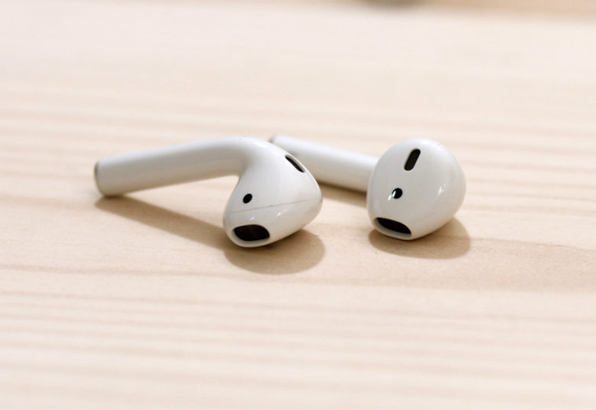 Tai nghe AirPods mới sẽ có khả năng chống nước, hỗ trợ Hey Siri - Ảnh 1.