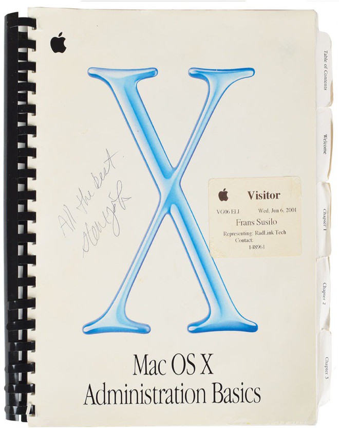 Cuốn cẩm nang về Mac OS X có chữ ký của Steve Jobs