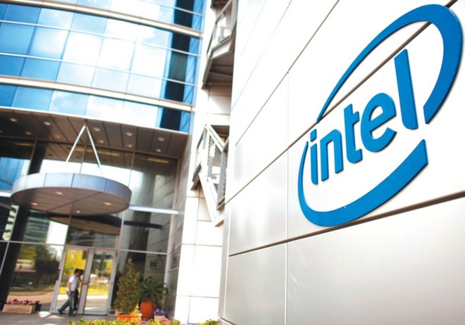  Intel nhận thấy rằng không có cách nào khác ngoài thâu tóm luôn cả Broadcom. 