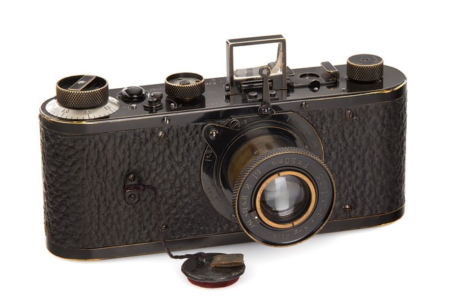  Chiếc máy ảnh Leica 0-series no. 122 