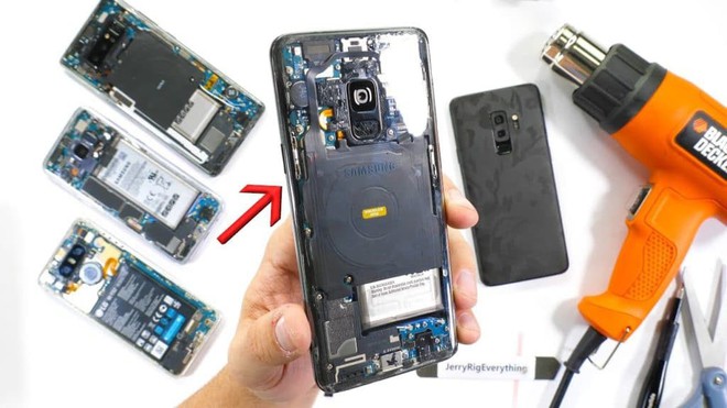 Đã có thể độ vỏ trong suốt cho Galaxy S9/S9 , nhưng chớ dại làm theo - Ảnh 1.