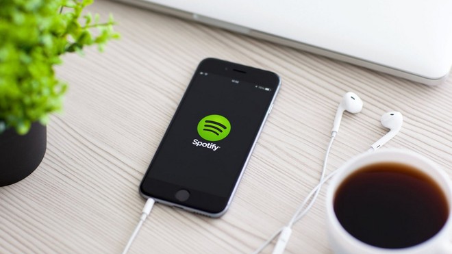  Spotify là một dịch vụ âm nhạc trực tuyến được phát triển bởi công ty Spotify AB tại Thụy Điển, một công ty do Daniel Ek và Martin Lorentzon khởi xướng. 