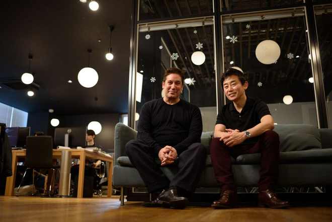 Fred Almeida và CEO Masayuki Ishizaki của Ascent