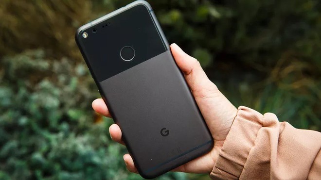 Google xác nhận lỗi sạc pin với Google Pixel XL chạy Android Oreo 8.1 - Ảnh 1.