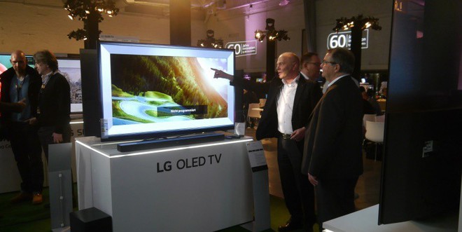 LG Electronics độc chiếm ngôi vua tại thị trường TV cao cấp Bắc Mỹ, vượt mặt Sony và Samsung - Ảnh 1.