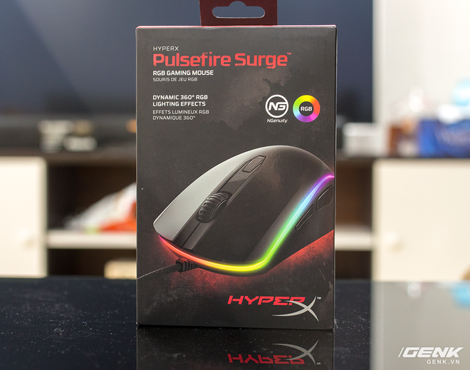 Làm ra rất nhiều Gaming Gear nhưng đến tận con chuột Pulsefire Surge thì Kingston HyperX mới chịu dùng LED RGB - Ảnh 1.