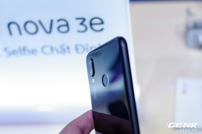 Huawei Nova 3e chính thức ra mắt tại Việt Nam: màn hình tai thỏ tỷ lệ 19:9, camera kép, nhận diện khuôn mặt, giá chỉ 6,990,000 đồng - Ảnh 7.