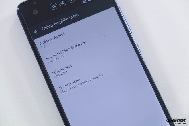  U Ultra chạy Android 7.0 và sẽ được nâng cấp lên Android 8.0 