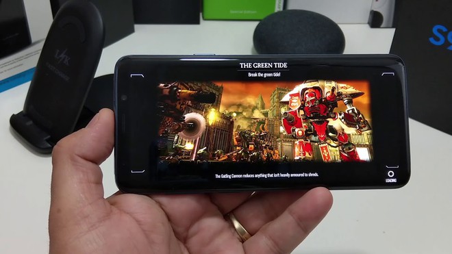 Samsung Galaxy S9 sở hữu cấu hình mạnh mẽ để mang lại trải nghiệm chơi game trọn vẹn nhất. 