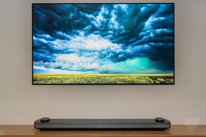  Mẫu TV OLED siêu mỏng wallpaper của LG vẫn sẽ có mức giá khiến nhiều người phải lắc đầu ngán ngẩm. 