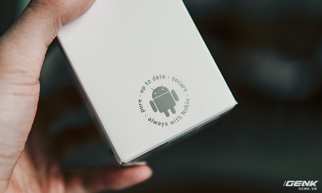  Con dấu xác nhận nền tảng Android thuần gốc, cập nhật nhanh nhạy và độ bảo mật cao. 