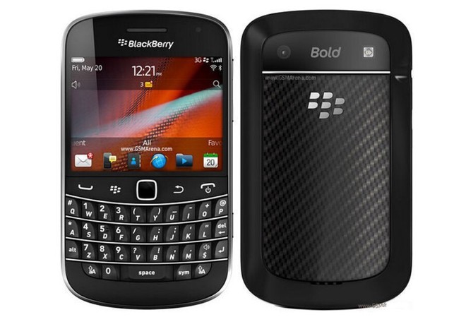 CEO BlackBerry: Ai đó hãy làm một chiếc BlackBerry 9900 đi (vì chúng tôi sẽ không làm đâu) - Ảnh 1.