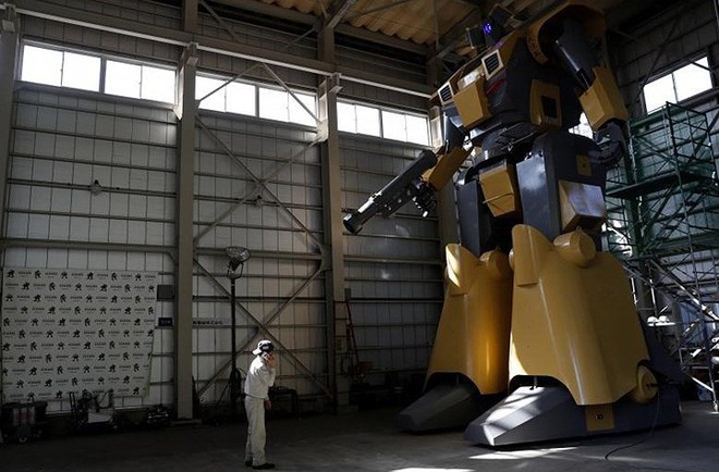 Kỹ sư Nhật biến giấc mơ Gundam khổng lồ thành hiện thực, cho thuê kiếm lời với giá 21 triệu/giờ - Ảnh 8.