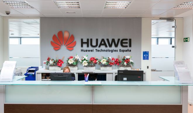 Huawei: Phía Mỹ khoá cửa thì đành tập trung vào châu Âu vậy - Ảnh 1.